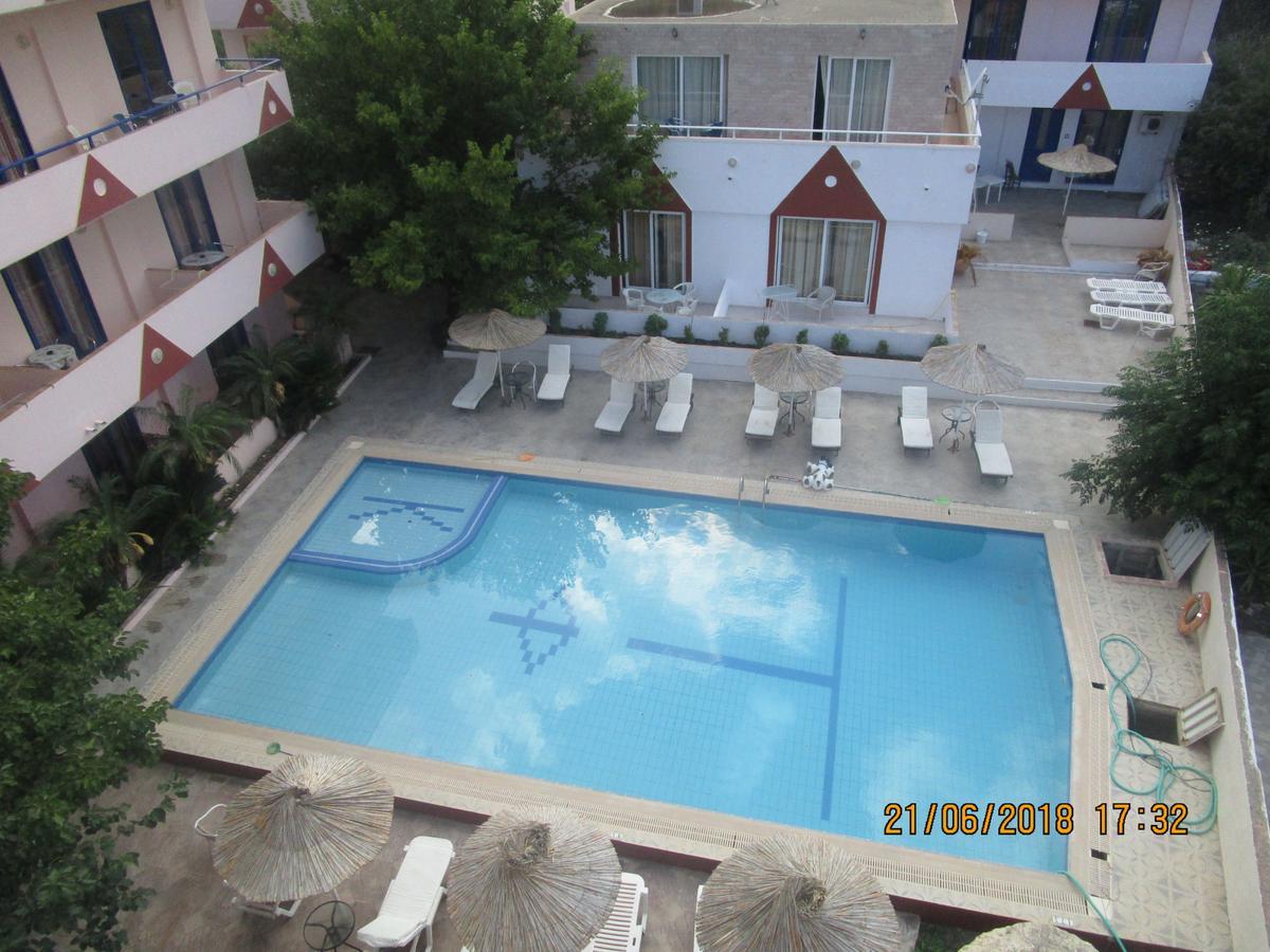 Saint Konstantin Beach Apartments Stegna Exterior foto